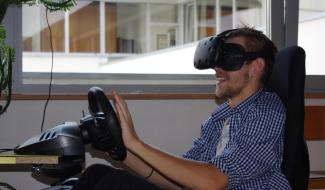Prezentácia VR [Device for presentation of virtual reality by Jaroslav Matej]